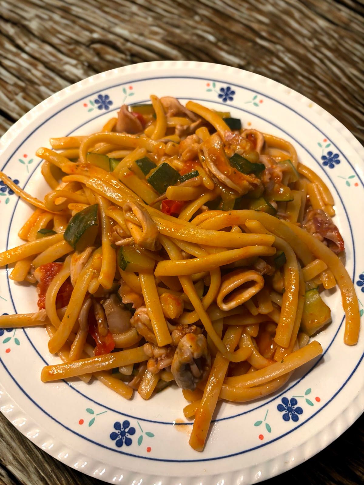 Scialatielli con totani e zucchine